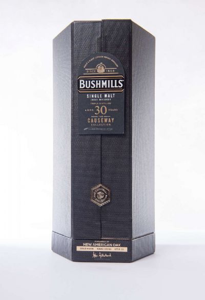 Bushmills Causeway Collection New American Oak Finish, 30 year old