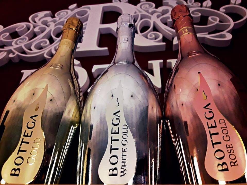 Bottega White Gold Prosecco 75cl - DrinksHero