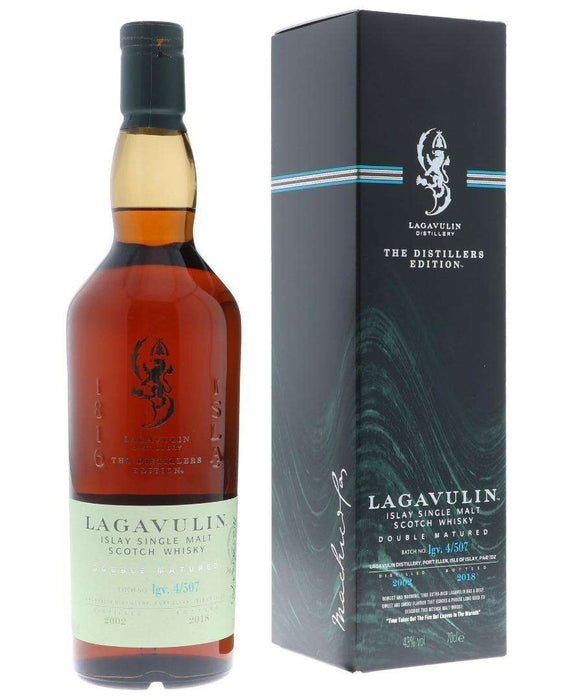 Lagavulin Distillers Edition 2002-2018 Giftbox 70cl - DrinksHero